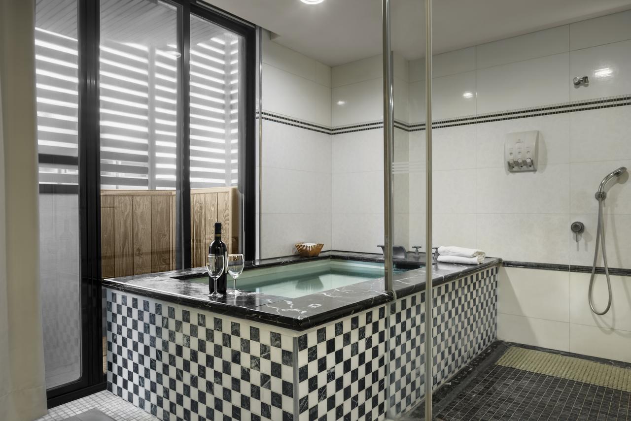 Chuang-Tang Spring Spa Hotel - Deyang Jiaoxi Esterno foto