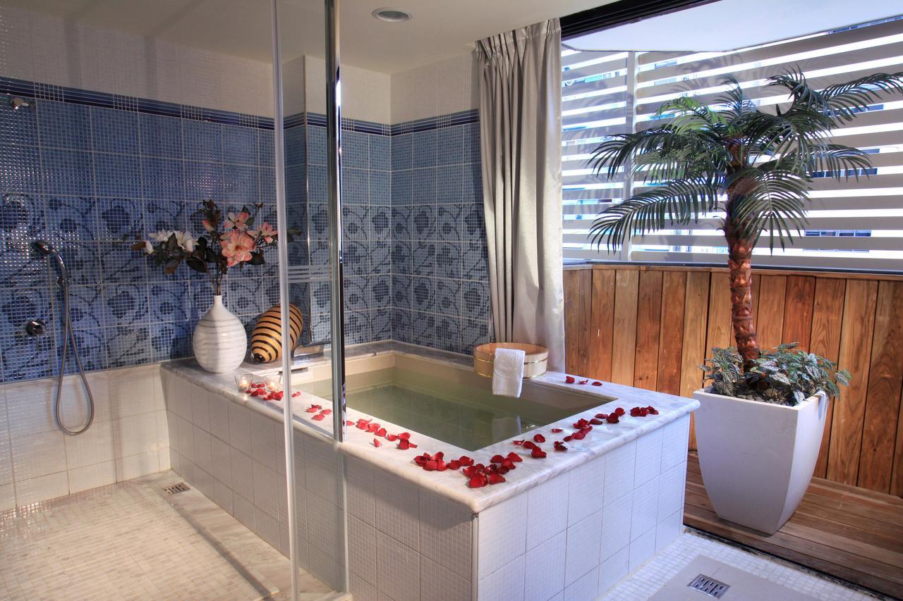 Chuang-Tang Spring Spa Hotel - Deyang Jiaoxi Esterno foto