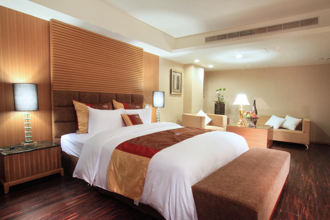 Chuang-Tang Spring Spa Hotel - Deyang Jiaoxi Esterno foto