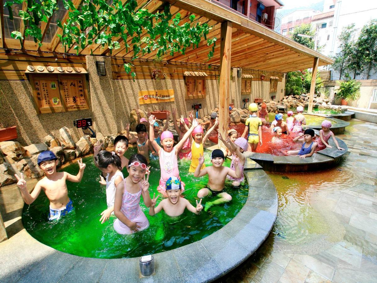 Chuang-Tang Spring Spa Hotel - Deyang Jiaoxi Esterno foto
